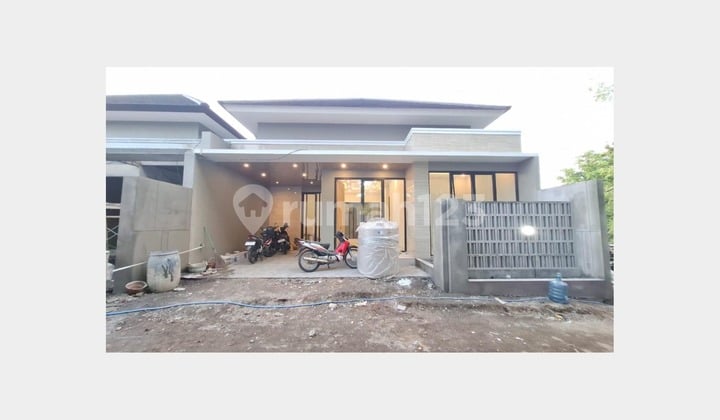 Rumah Cantik Tipe Besar di Purwomartani Kalasan Sleman