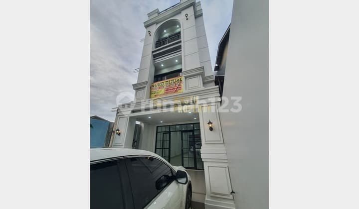 Ruko Estetik 3 Lantai Kawasan Premium Jagakarsa
