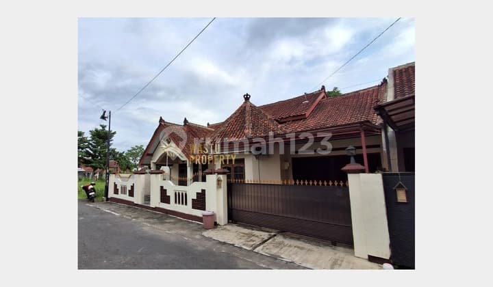 Rumah Second Tipe Besar Siap Huni di Purwomartani Sleman