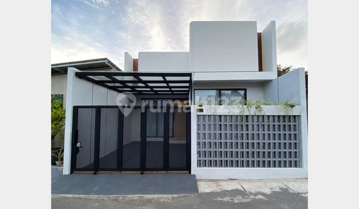 Rumah Siap Huni Elegan Dekat Termian Giwangan Jogja