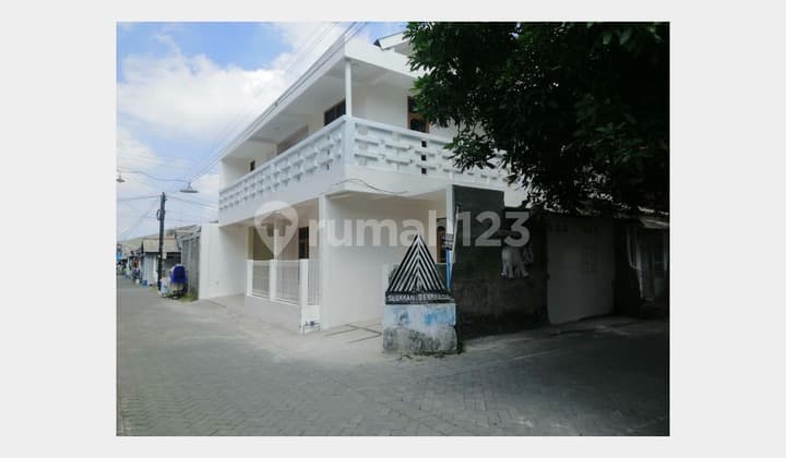 Rumah 2 Lantai Siap Huni di Ngaglik, Harga Nego Keras