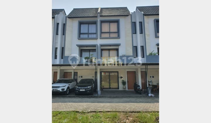 Rumah Tinggal Sistem Smarthome di Cipedak, Jagakarsa