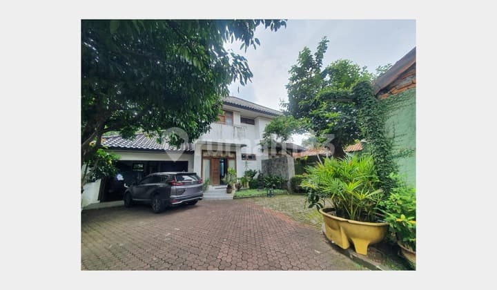 Rumah Luas 2 Lantai Siap Huni Modern di Lenteng Agung