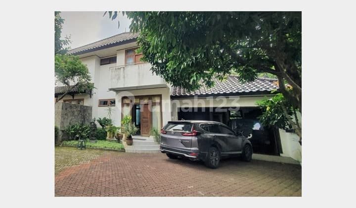 Rumah Siap Huni Tanah Lapang di Jalur Utama Lenteng Agung