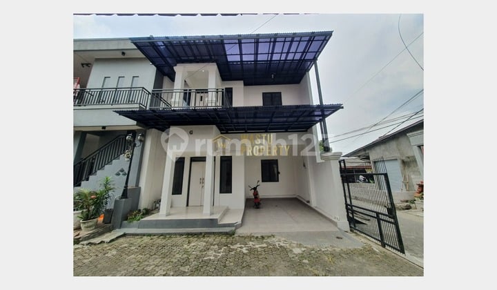 Rumah Siap Huni 2 Lantai Dekat Pusat Belanja Cinere