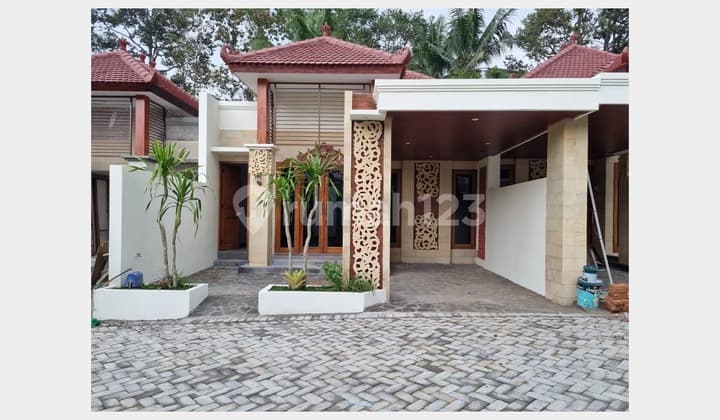 Rumah Etnik Harga Terjangkau Strategis Dekat Artos Magelang