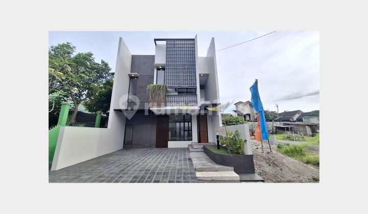 Rumah Cozy 2 Lantai Siap Huni di Ngemplak Sleman