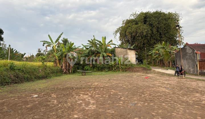 Dekat Kampus UII, Tanah Jl. Kaliurang KM 10, Unit Terbatas