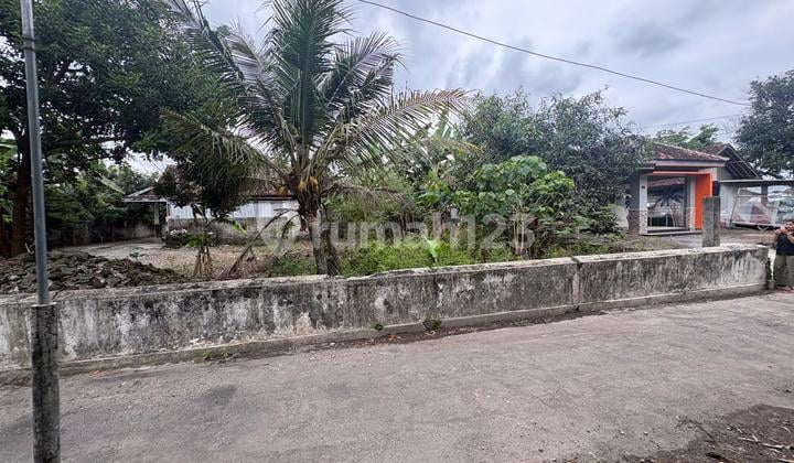 Prambanan land sold cheap near toll exit, freehold P