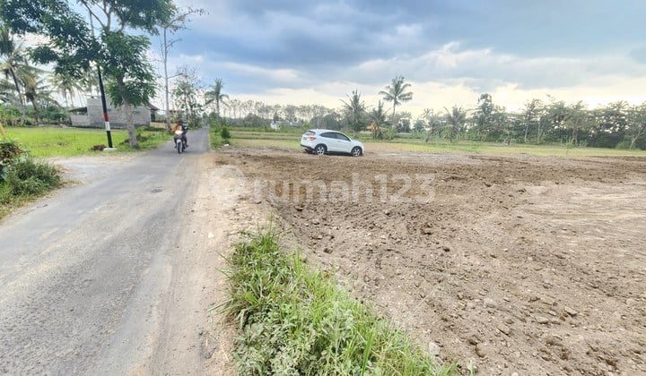 Candibinangun, Tanah Sleman Jogja, dekat Sleman City Hall