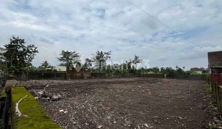 Dijual Tanah Depan Tengkleng Gajah Jogja - Jl. Kaliurang km.9
