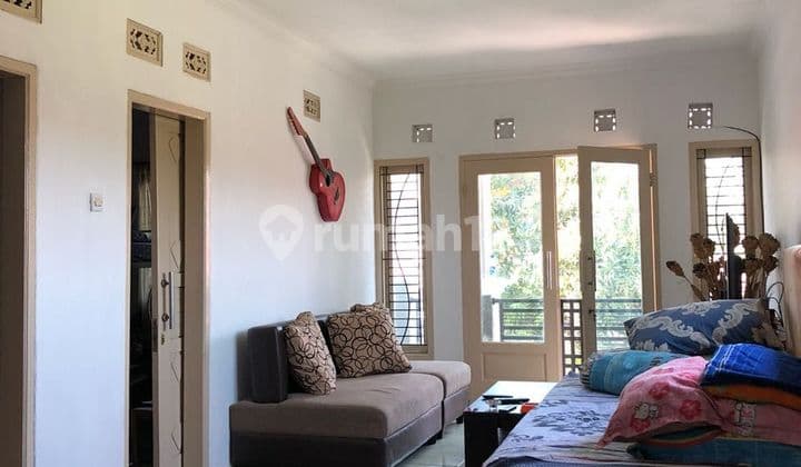 Dijual Cepat Rumah 2 Lantai Siap Huni Nyaman Aman Lokasi di Buah Batu Margakencana Bandung