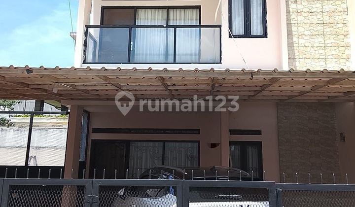 Dijual Rumah 2 Lantai Terawat Semi Furnish Siap Huni Minimalis Lokasi di Arcamanik Bandung