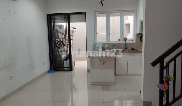 Rumah Bagus di Green Lake City Cluster Asia Strategis