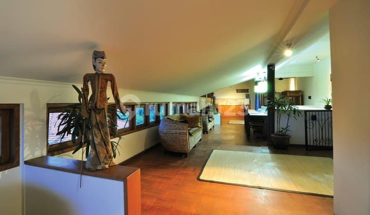 Rumah 500m Dekat Pantai Tanjung Benoa di Lombok, Bali