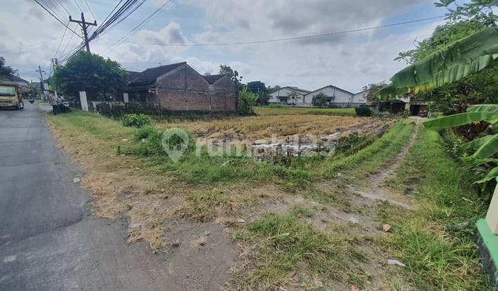 Tanah MURAH Jogja, Dekat AMPLAZ (Ambarukmo Plaza)