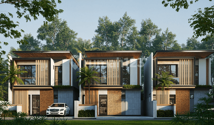 Contemporary House North of UGM