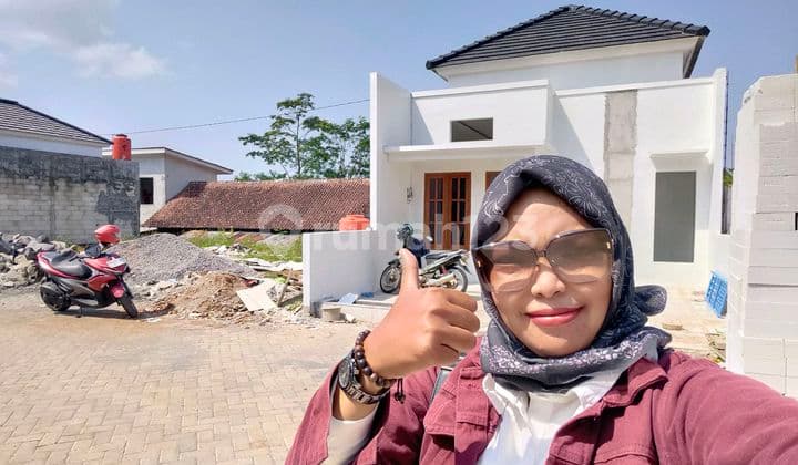 Rumah di Semarang Jawa Tengah Bagus Murah Dekat Kampus SHM Ready