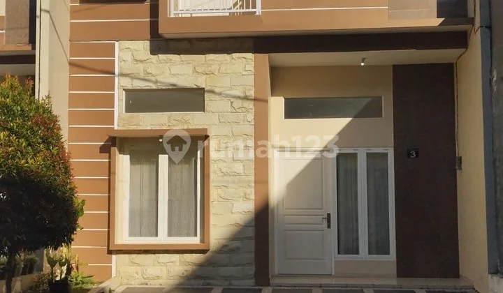 Rumah Siap Huni Dua Lantai Cengger Ayam Dekat Ub Rumah Siap Huni Dua Lantai Cengger Ayam Dekat Ub