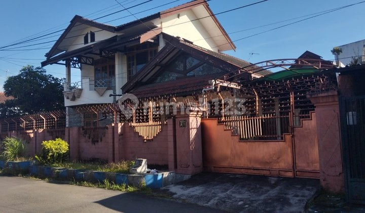 Dijual Rumah Luas di Papa Papa Dekat Sman 7 Malang Dijual Rumah Luas di Papa Papa Dekat Sman 7 Malang