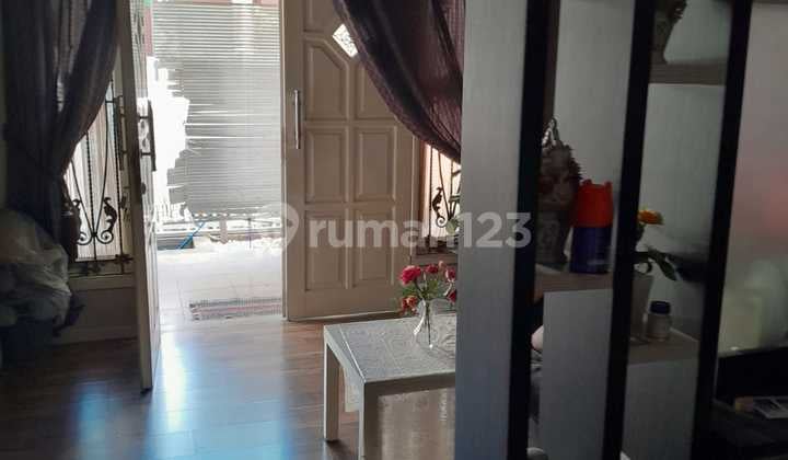 Rumah di Lowokwaru Dua Lantai Siap Huni Dekat Ub dan Uin