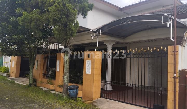 Dijual Rumah di Suhat Dua Lantai Siap Huni Dekat Ub dan Poltek