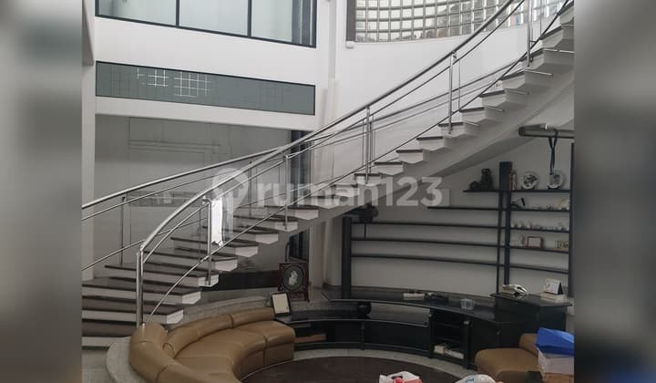 Rumah Mewah Lama Raya Dharmahusada Indah Kertajaya Merr Surabaya Timur depan dekat Galaxy Mall