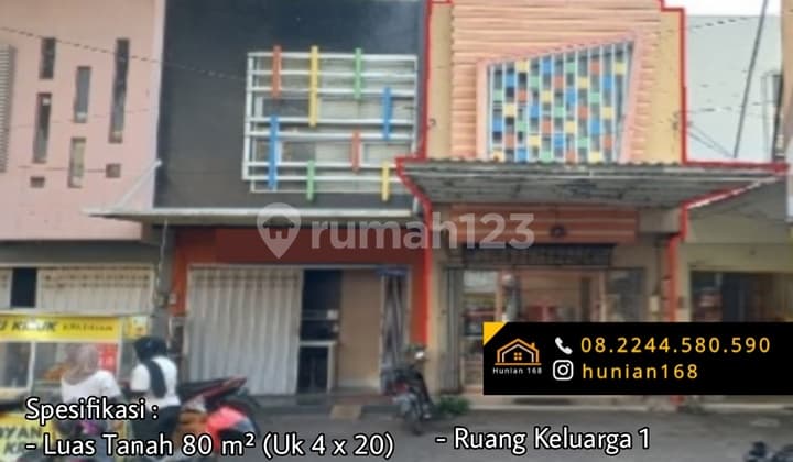 Ruko GKB Gresik Kota Baru, Central Main Road