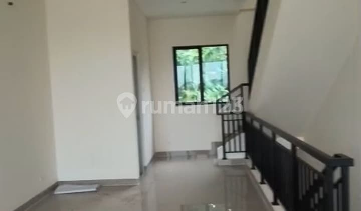 RUKO HAMPTON PROMENADE GADING SERPONG 3 LANTAI SIAP PAKAI