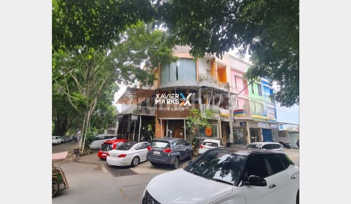 DIJUAL RUKO 3 LANTAI HOOK DI KLOJEN, MALANG KOTA