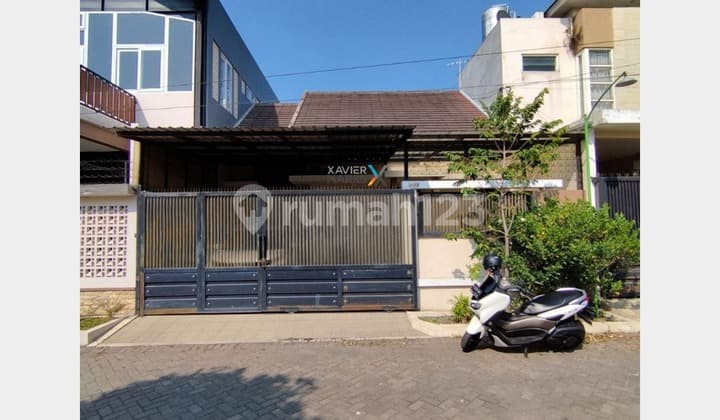 Dijual Rumah Terawat di Panji Suroso Malang