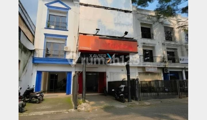 For Rent: Shop House on Letjen S. Parman Road, Blimbing Malang