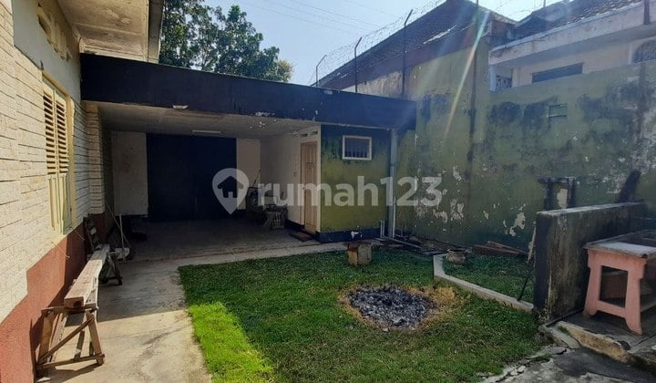 For Sale/For Rent Ancient House in Klojen, Malang