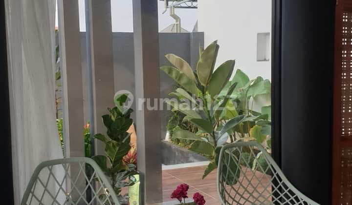 RUMAH DESAIN MODERN DEKAT ARAYA MALANG