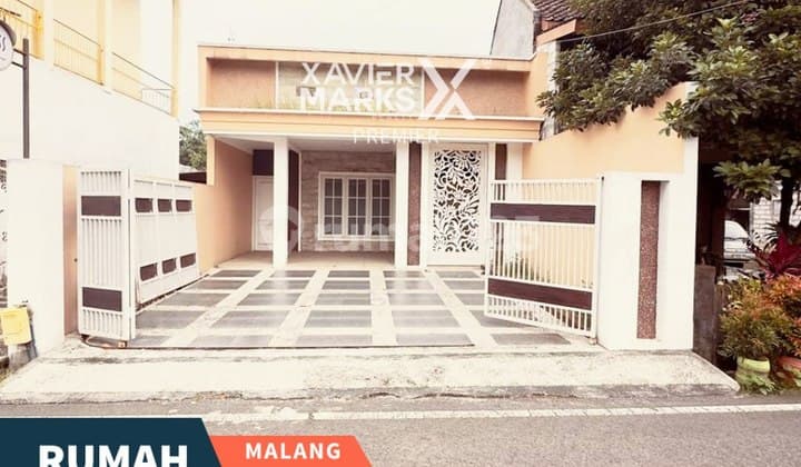 Ready-to-occupy and comfortable house on Jl. Mayjen Sungkono Buring, Kedungkandang, Malang