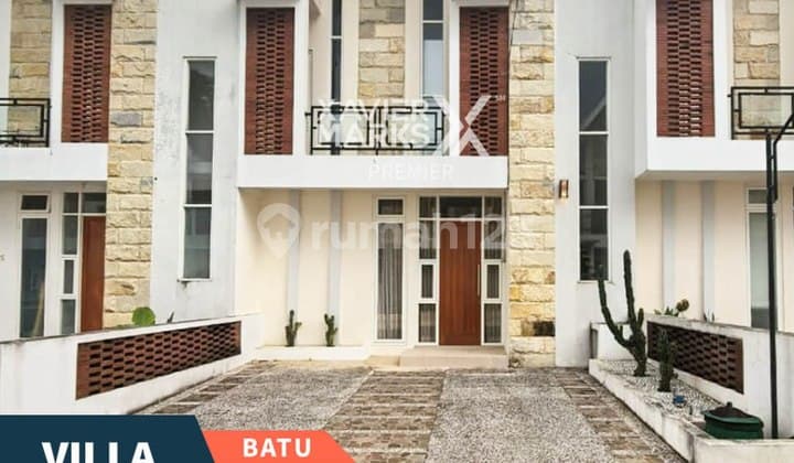 Villa Nyaman Desain Modern di Villa Permata Panderman Batu Malang