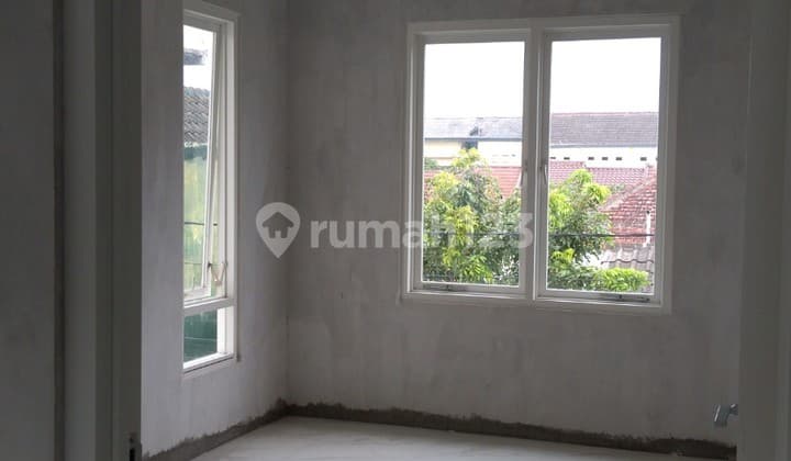 DIJUAL RUMAH CLUSTER JALAN TELUK-TELUK ARJOSARI MALANG