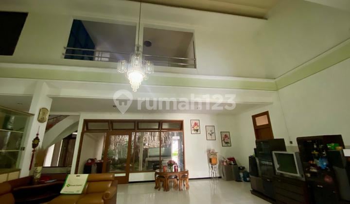 Dijual Rumah Plus Gudang di Jalan Candi-Candi, Blimbing Kota Malang