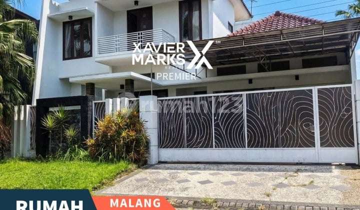 Rumah Besar dan Mewah Siap Huni di Araya Golf Malang