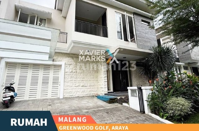 Rumah Design Modern Full Furnish di Greenwood Golf Kota Araya Malang