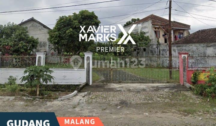 Gudang Bangunan Terawat Di Raya Ampeldento Pakis Malang