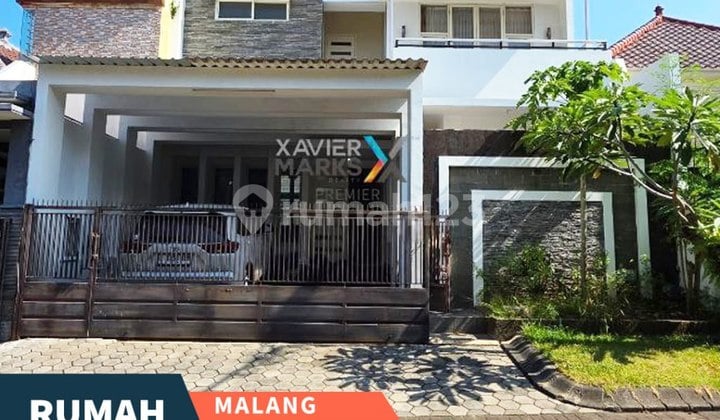 Rumah Full Furnish 2 Lantai di Istana Dieng Malang