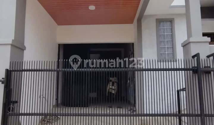 Rumah Raden Saleh Raya Karang Tengah Semi Furnish 2 Lantai