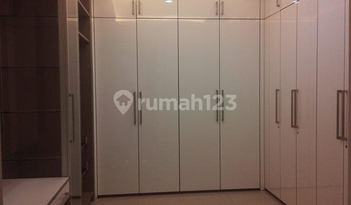 Rumah Springhill Golf Residence Kemayoran 363M2 Kt3+2 Km4+1 4Lt