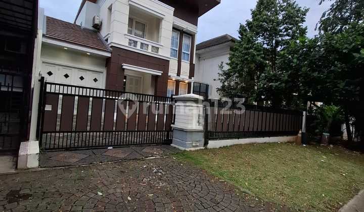 Disewakan Rumah Boulevard di Kota Wisata Cibubur