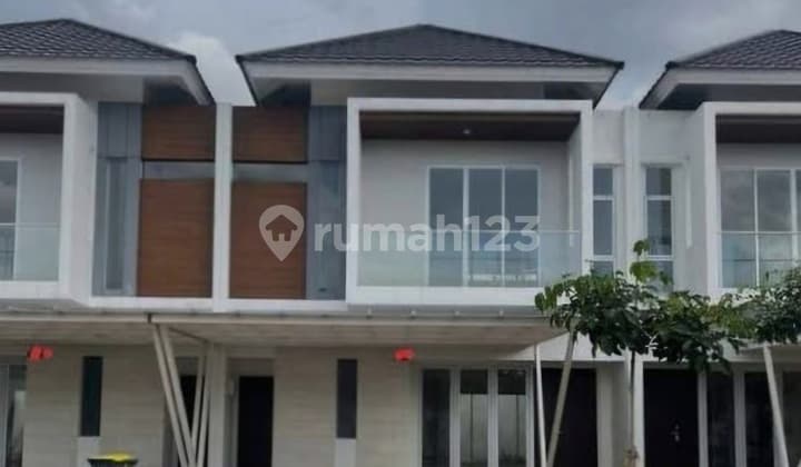 Rumah Mewah Siap Huni Di Riviera Exit Tol Green Lake City