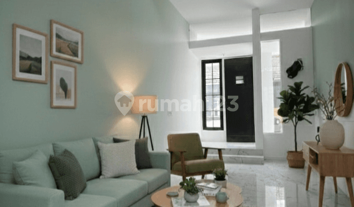 Rumah Bagus 2 Lantai, Dekat Kotabaru Parahyangan Harga Terjangkau