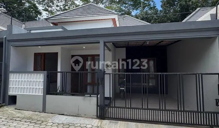 Dijual Rumah Siap Huni Lokasi Sangat Strategis