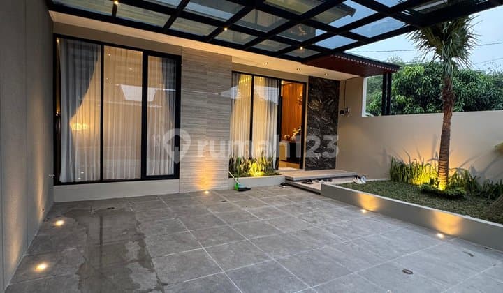 Dijual Rumah Cantik Lokasi Sangat Strategis