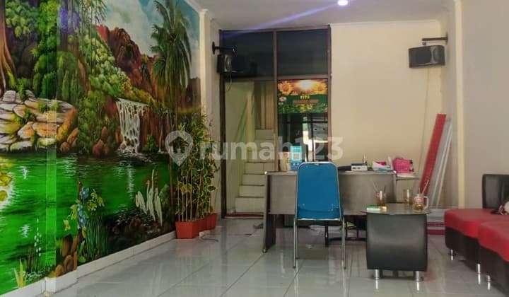 Ruko Dua Lantai Pinggir Jalan Strategis Pembayaran Fleksibel